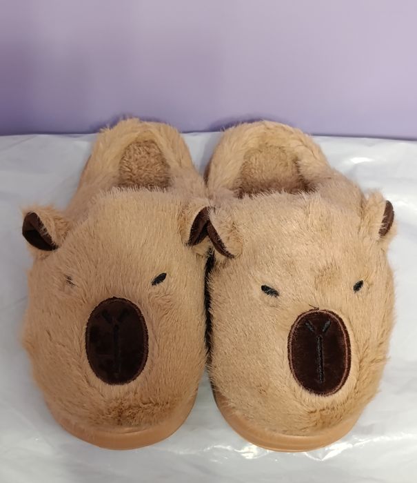 Домашні тапочки.