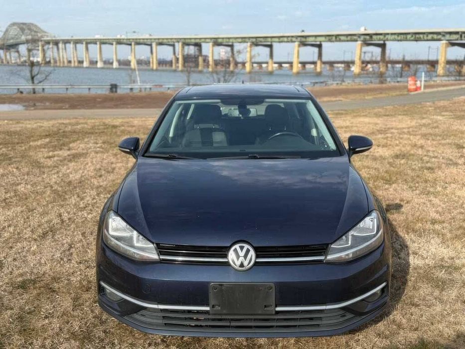 Volkswagen Golf      2015