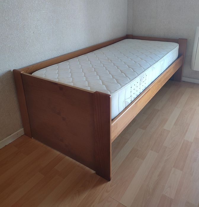 Cama com colchão