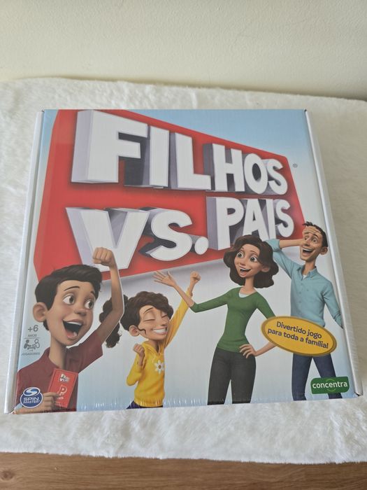 Jogo novo ainda selado Filhos Vs Pais