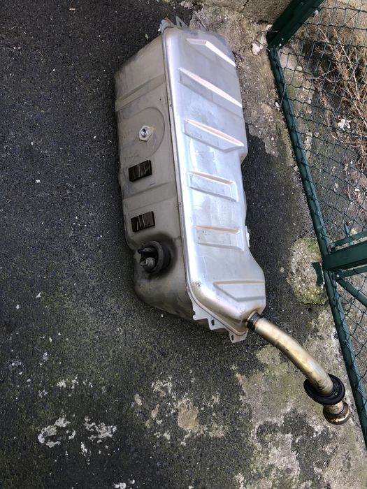 Deposito combustivel Mercedes W201/ W203/ W210