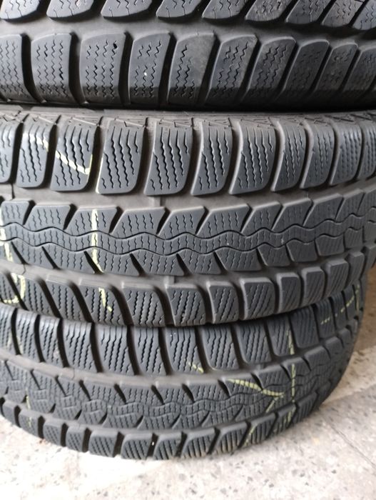 Продам шины зимние  195/65 r 15