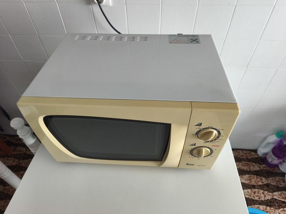 Microondas Teka MW 20 BF