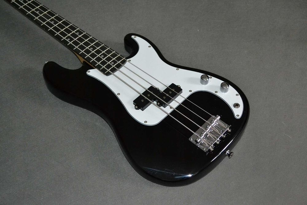 Harley Benton PB-Shorty bas 3/4 NOWY - ustawiony!