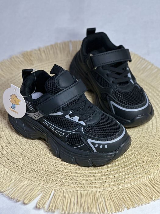 Нові кросівки TM Tom.m