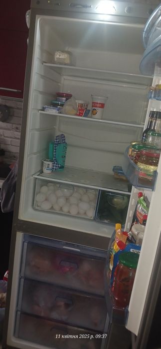 Продам холодильник!!