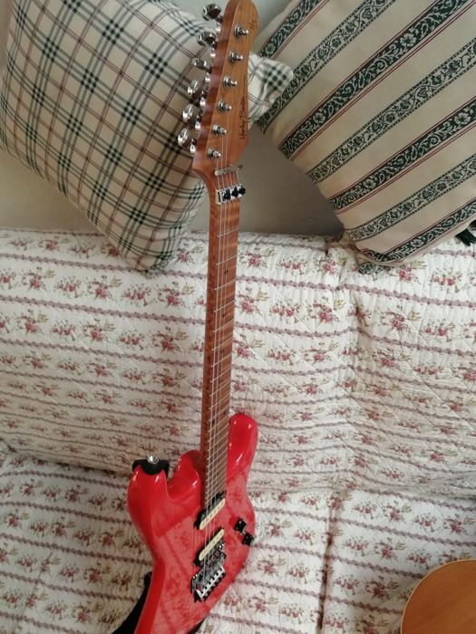 Harley Benton® Pro. St-80 Radiant Red.