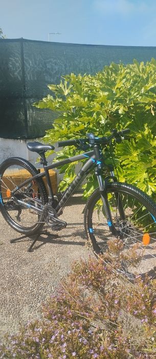 Bicicleta rockrider 520 S 27.5 como nova