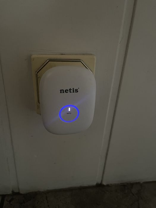 Wzmacniacz sygnału sieci Wifi  netis
