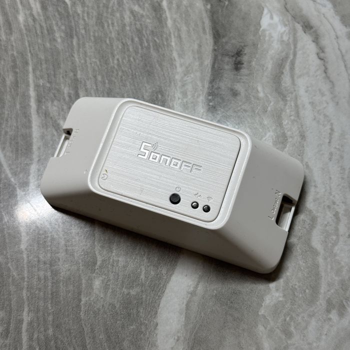 Бездротове реле Sonoff Basic R3