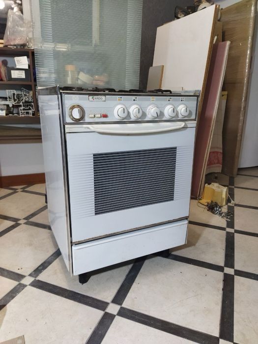 Газова плита ARDO з духовкою – робоча