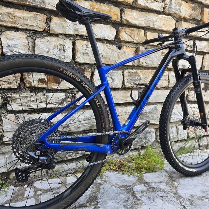Giant XTC Carbono 29
