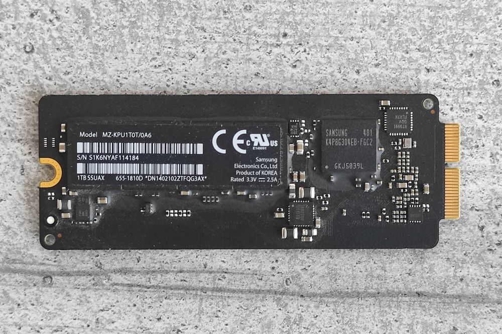 Apple 1TB SSD MZ-KPU1T0T/0A6  MacBook Pro Retina L2013-2015