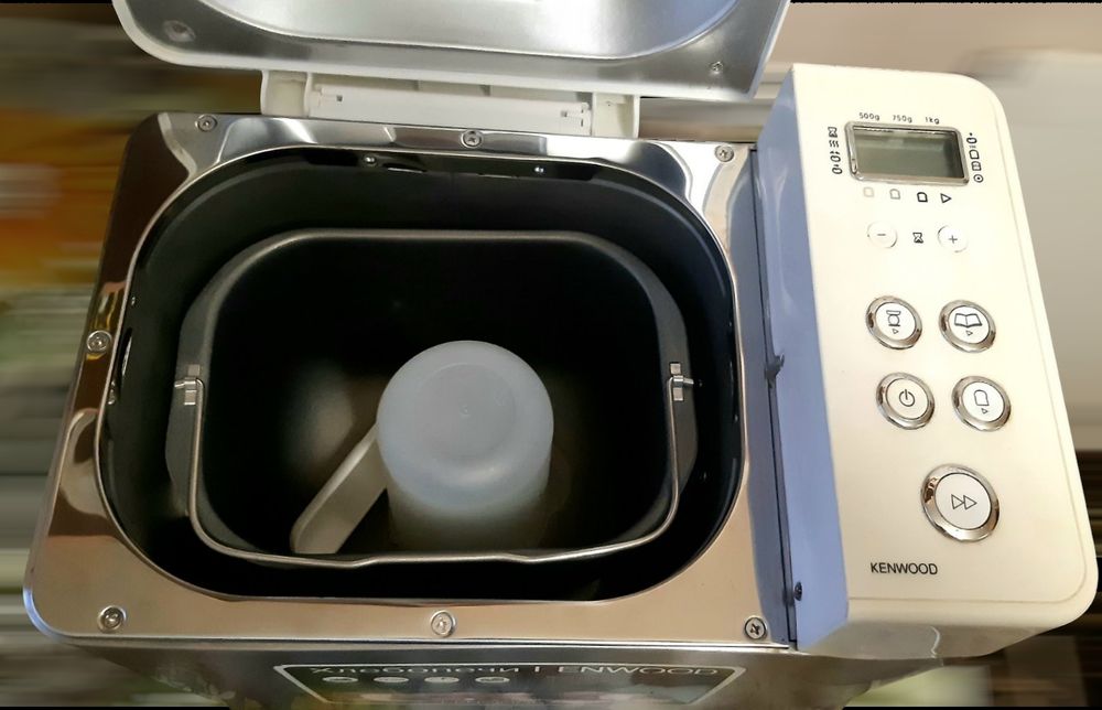 Хлібопічка Kenwood BM250