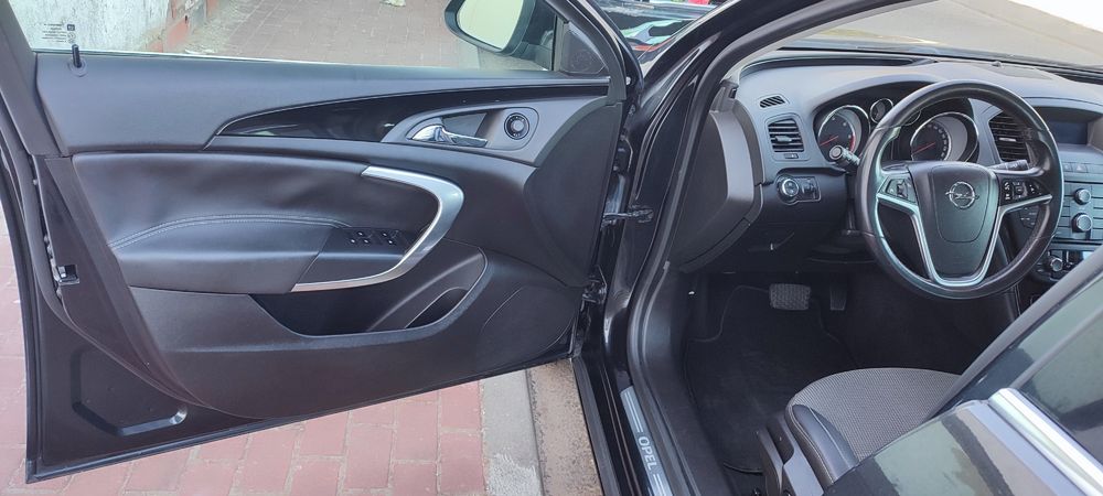 Opel Insignia 2011 Gasóleo e automático