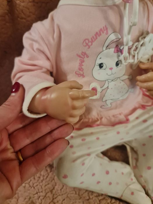 Bebé Reborn  com corpo em pano