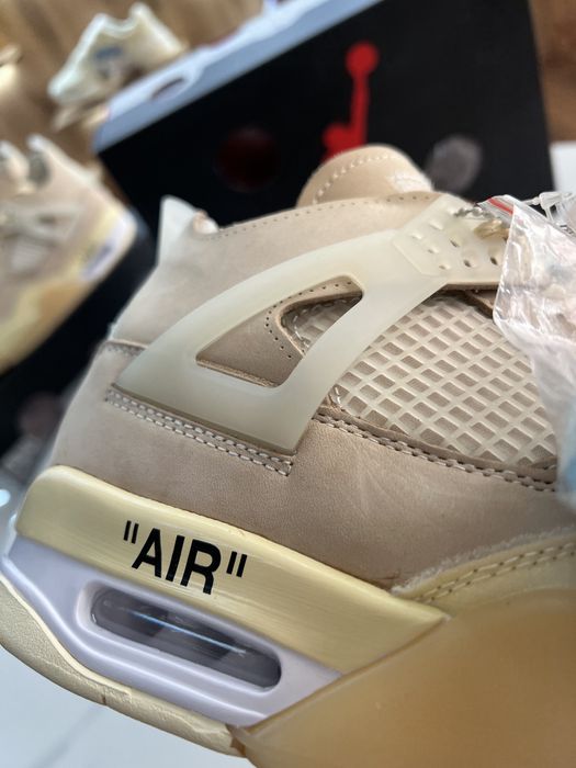 Кросівки Nike Air Jordan 4 x Off-White Sail Beige Logo