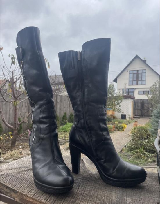 Жіночі зимові чоботи