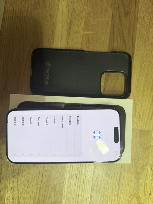 Rewelacyjny telefon Apple Iphone 16 Pro 256 GB Black titanium