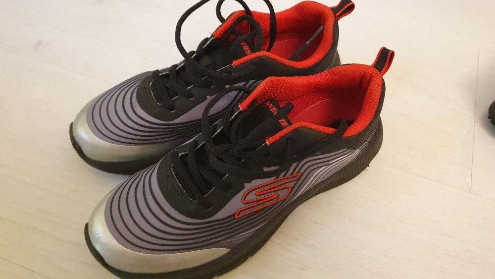 Кросівки Skechers 37розмір