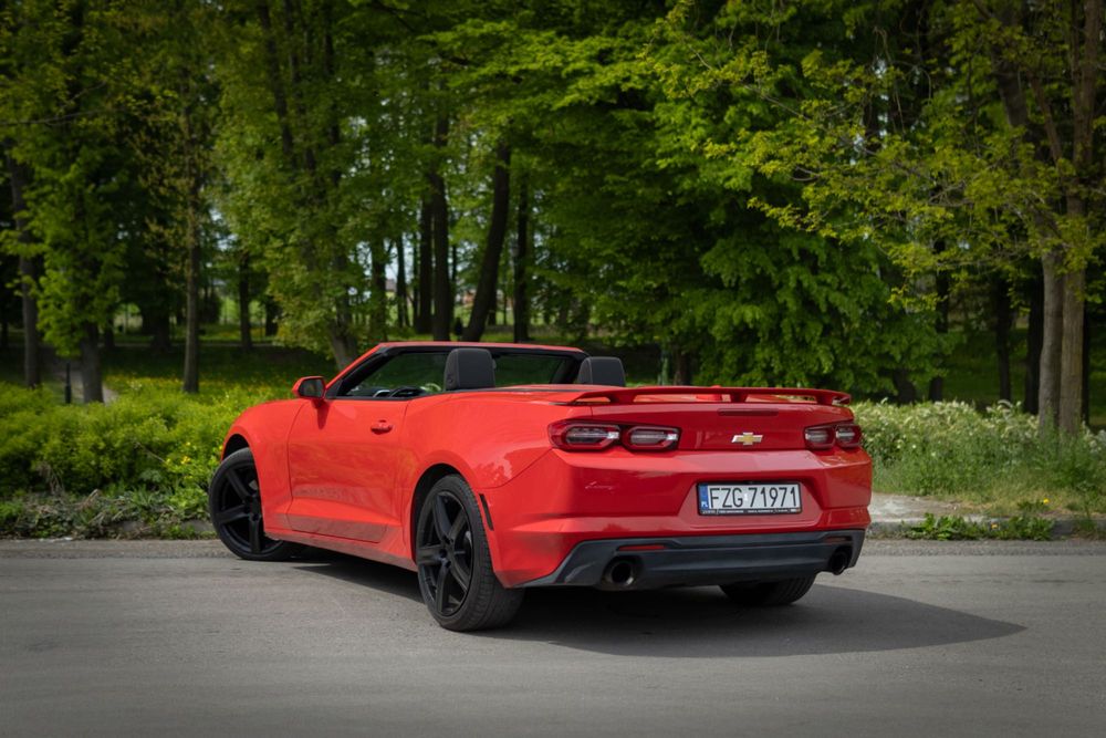 Wypożyczalnia aut cabrio wynajem Chevrolet Camaro 3.6 V6 ślub weekend