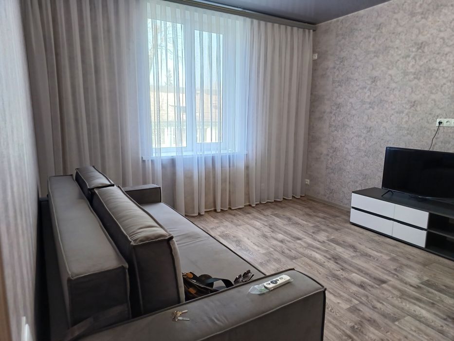 Продам 2 кв(Сертификат) АО сталинка центр, прописаных нет, документы г