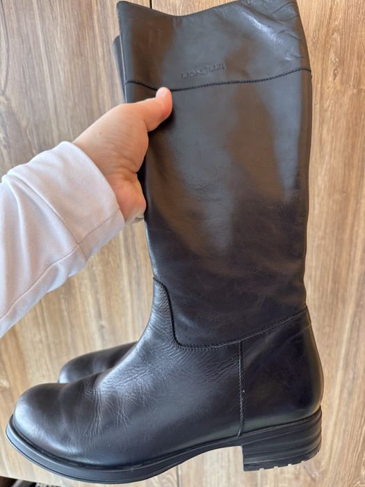 Чоботи жіночі Lionelle в чудовому стані