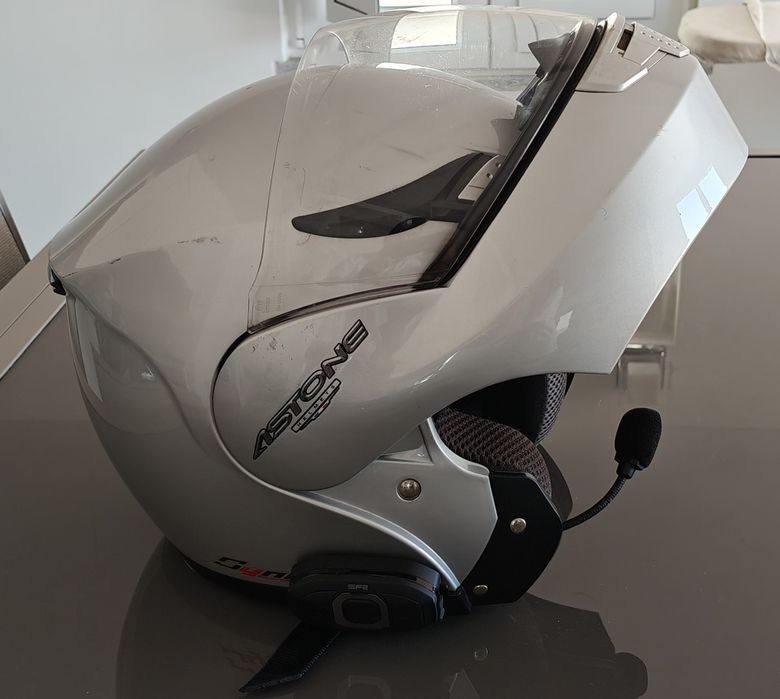 Vendo capacete para  mulher (negociável)