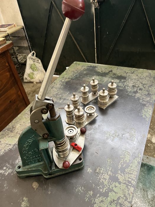 Maquina Forrar Botões