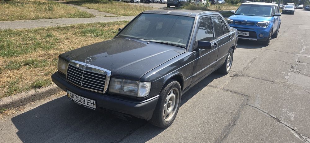 Mercedes-BENZ 190 E 2.3