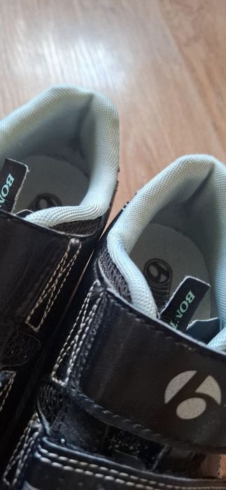 Buty kolarskie Bontrager 39 wpinane z blokami  SL