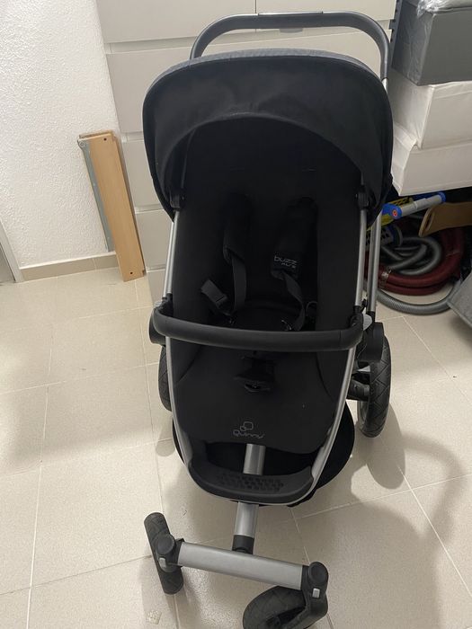 Quinny Buzz Xtra + Cadeira Auto Bebe Confort Pebble Pro iSize