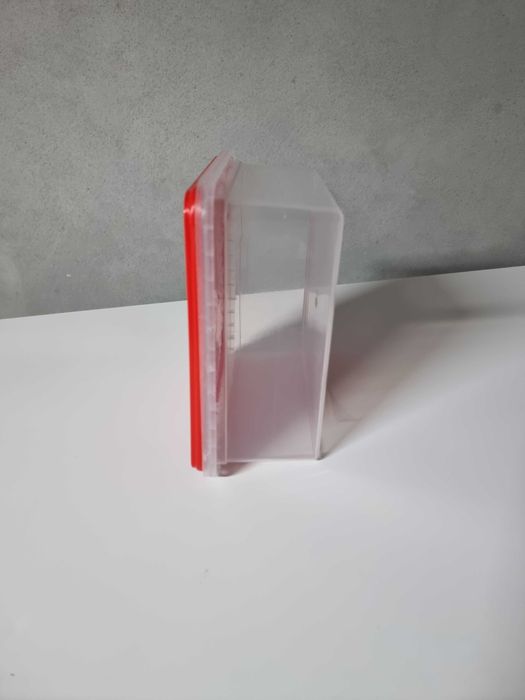 12 Tupperwares de Plástico