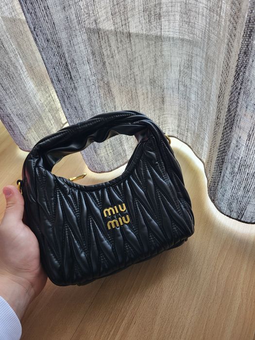 Bolsa preta Miu Miu original