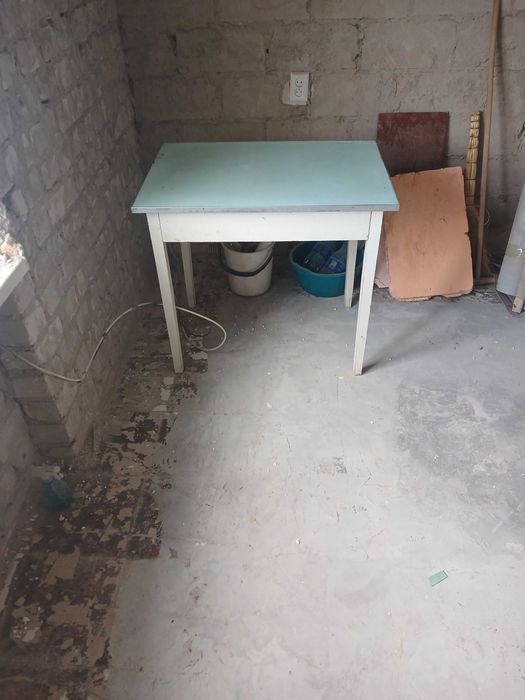 Стол кухонный 85×60 см