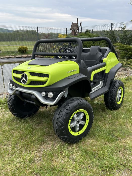 Auto na Akumulator Mega Duży  Mercedes Unimog 4x4 180 Watt Dwuosobowy