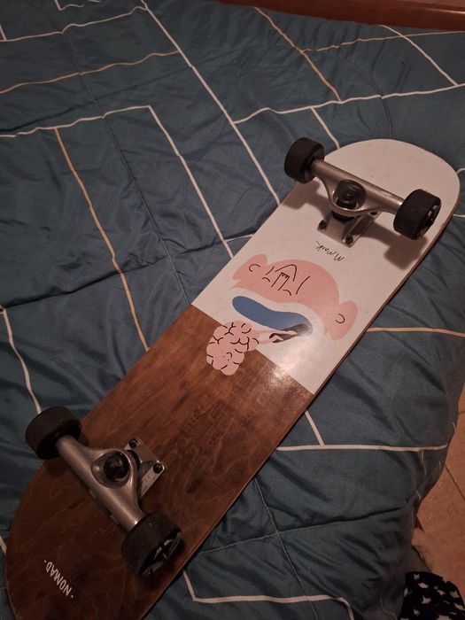 Skate nomad preto