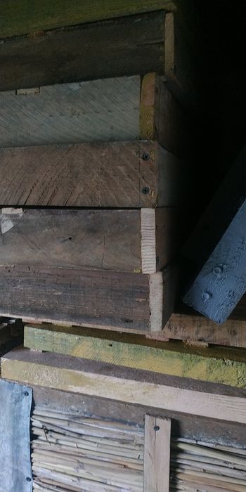 Корпуси з камишa.