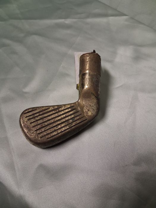 Taco Golfe em latão