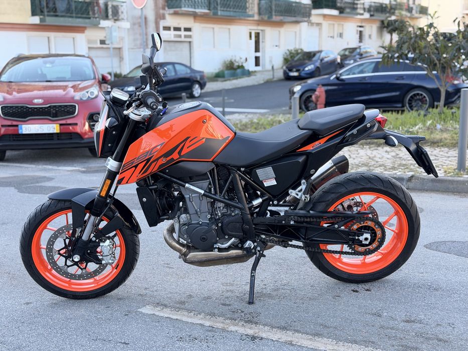 Ktm duke 690 R akrapovic