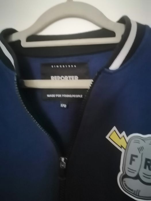 Buza reporter chłopięca