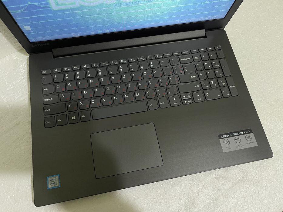 Ігровий Lenovo 330 + (Core i3 8130U] + 8 ГБ DDR4 + HDD 1000