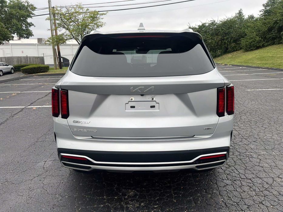 Kia Sorento hyb      2022