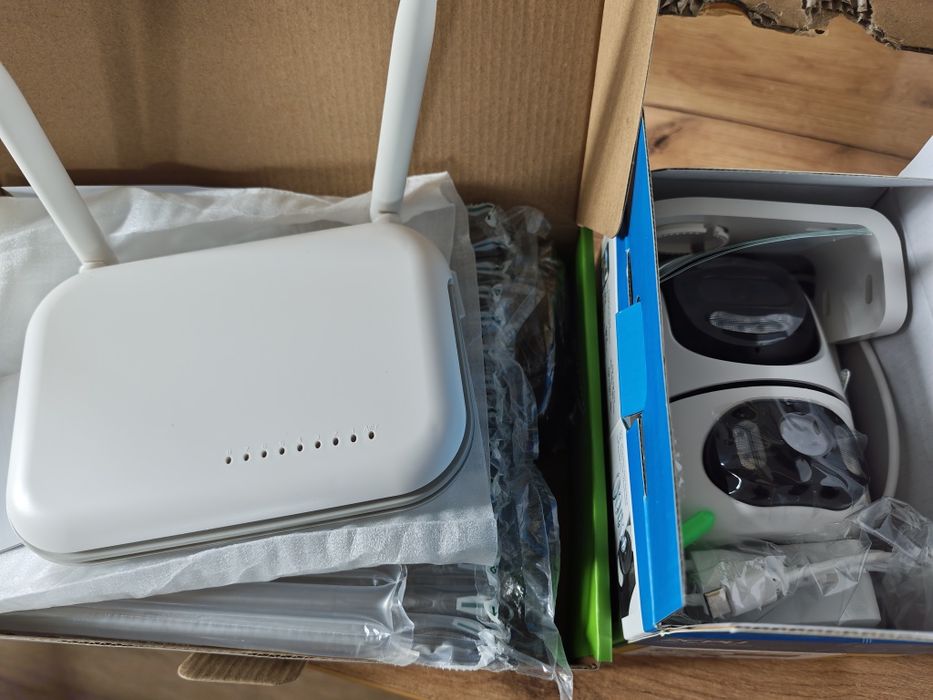 Zestaw 4 kamer,jak 8 kamer + rejestrator bezprzewodowy 500gb