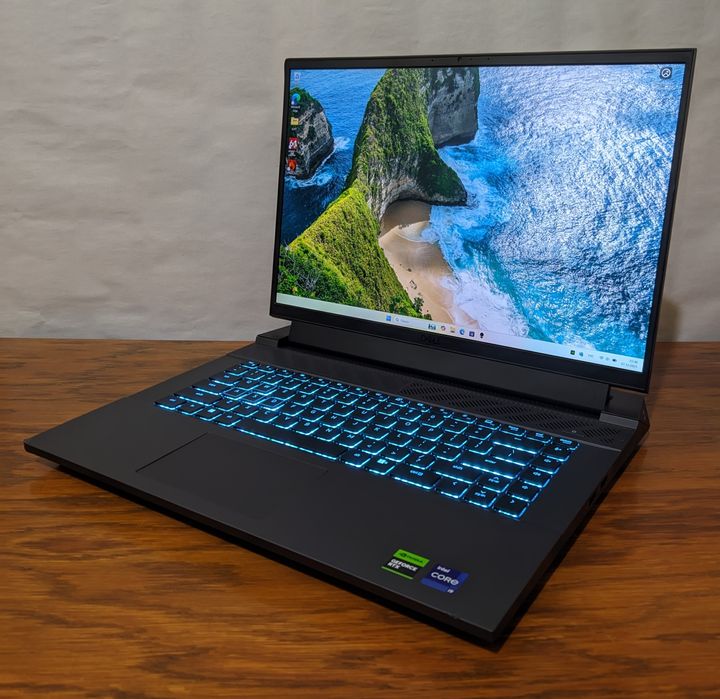 Dell G16 7630 rtx4070 i9-13900hx 240hz 2k