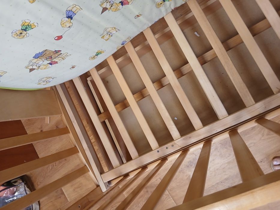 Дитяче ліжко з кокосовим матрацом