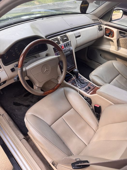 Mercedes W210 E430 газ/бензин