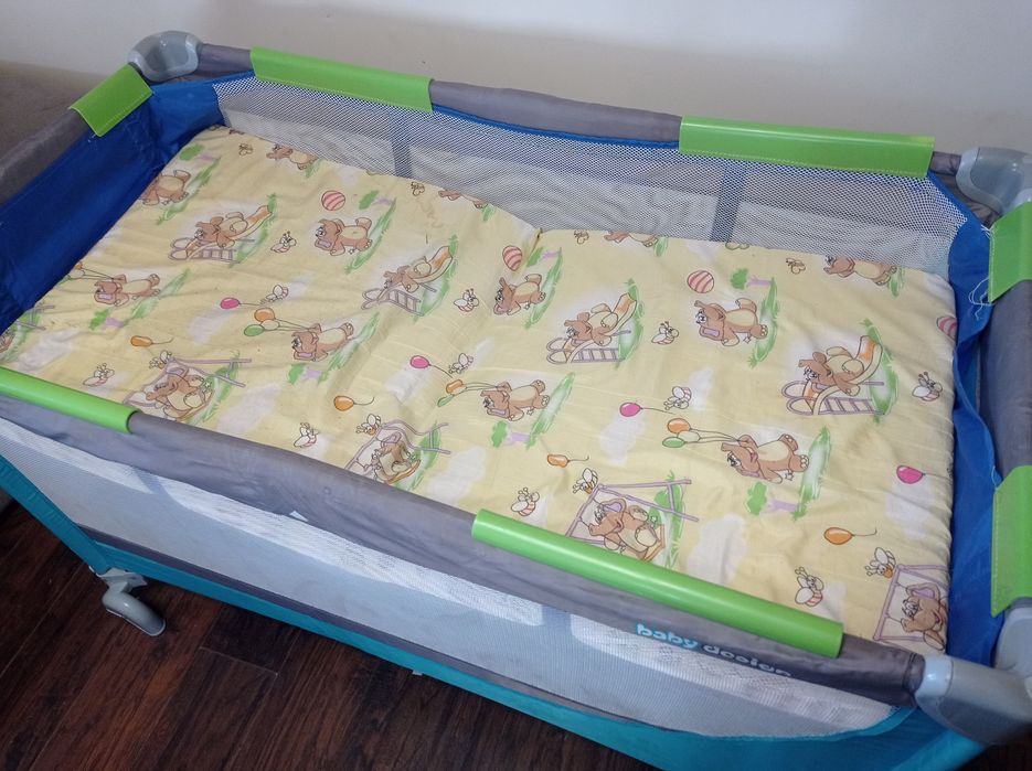 Łóżeczko turystyczne baby design 120x60 z materazem