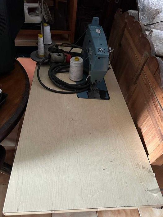 Maquina costura industrial