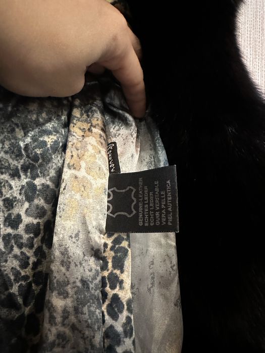 Продам натуральну шубу песец+мутон+козел